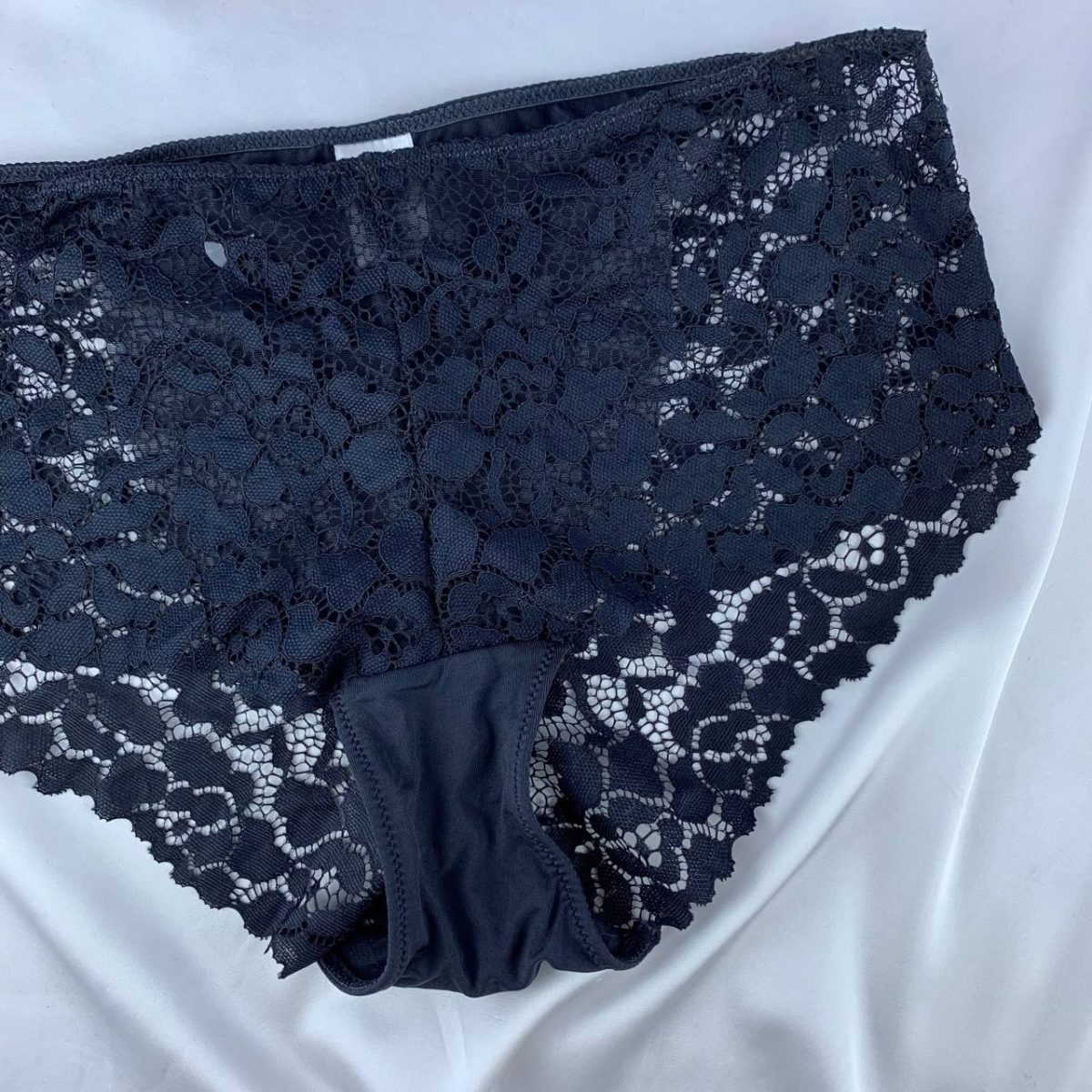 Lace lingerie panty from Gina - Image 3