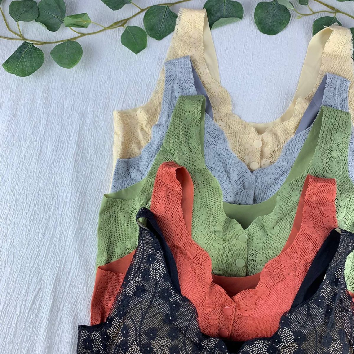 Big size maternal laser front opening unwired padded bra - Image 4
