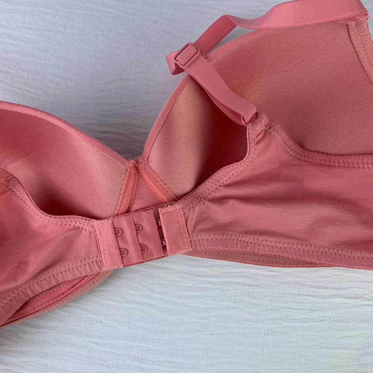Unwired padded bra from Splash - Image 2