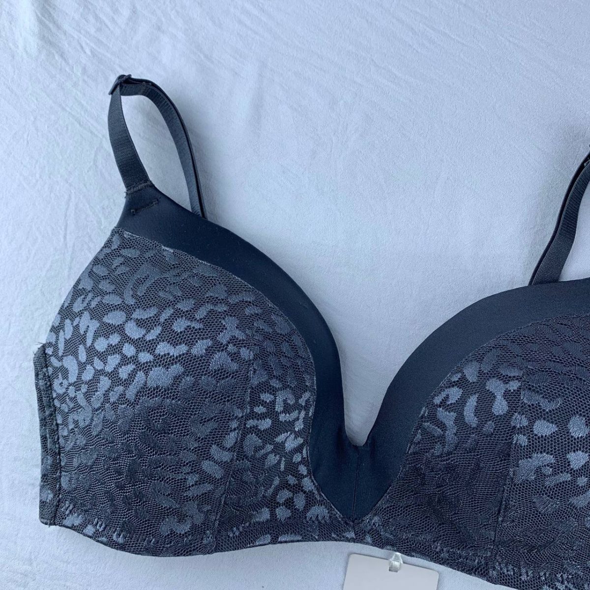 Unwired padded bra from Tu- 32D - Image 4