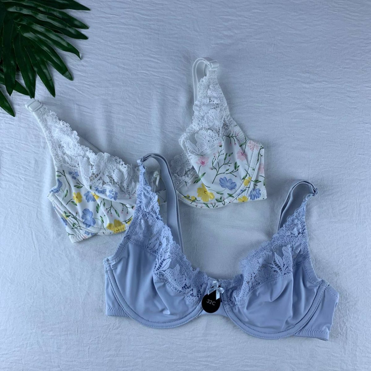 Wired unpadded bra from max- 32C - Image 1