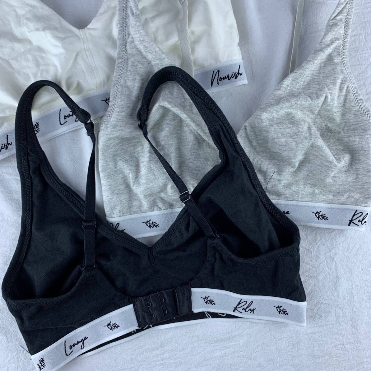 Unwired unpadded bra from splash- 32D - Image 2