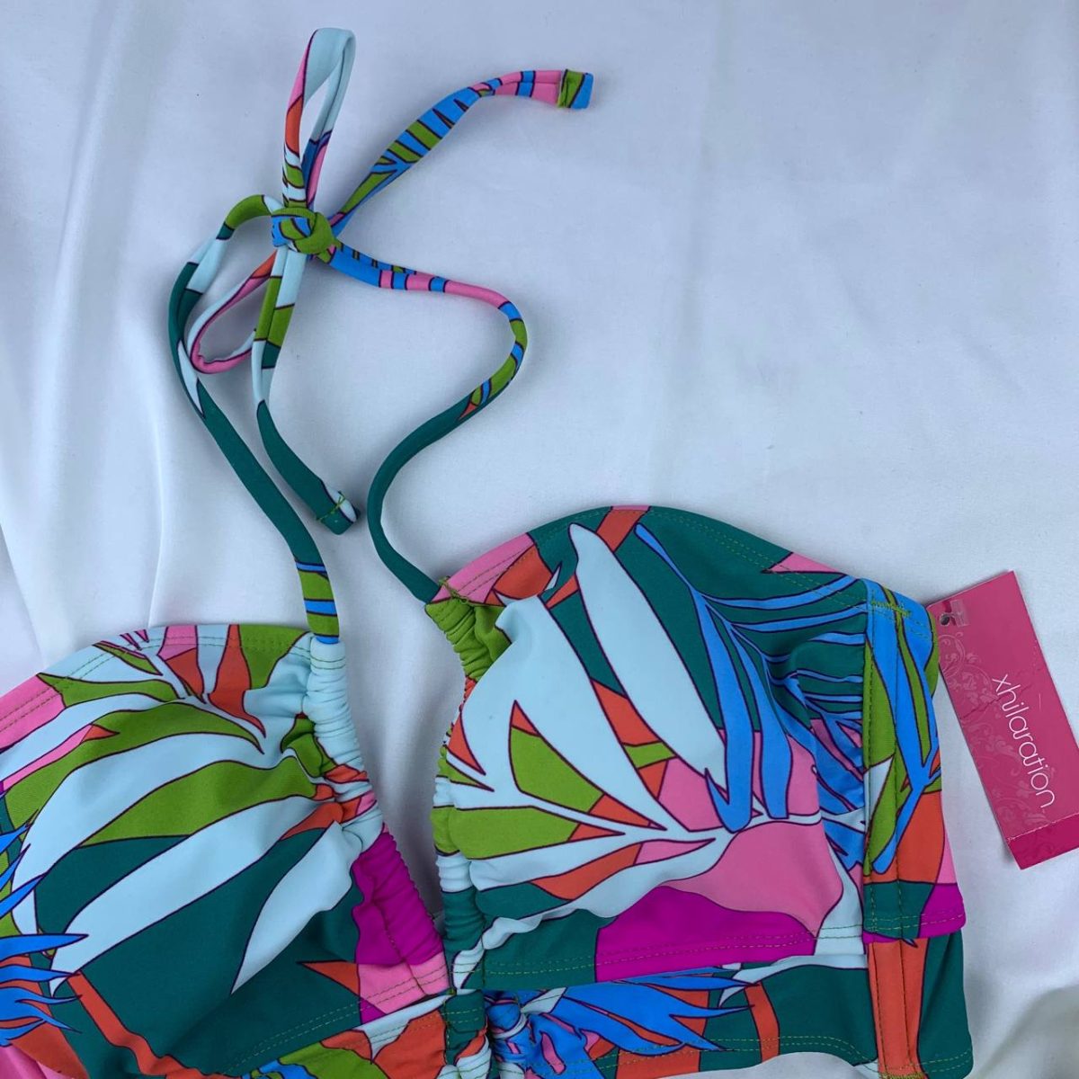 Unwired padded bikini top from Xhilaration- L - Image 3