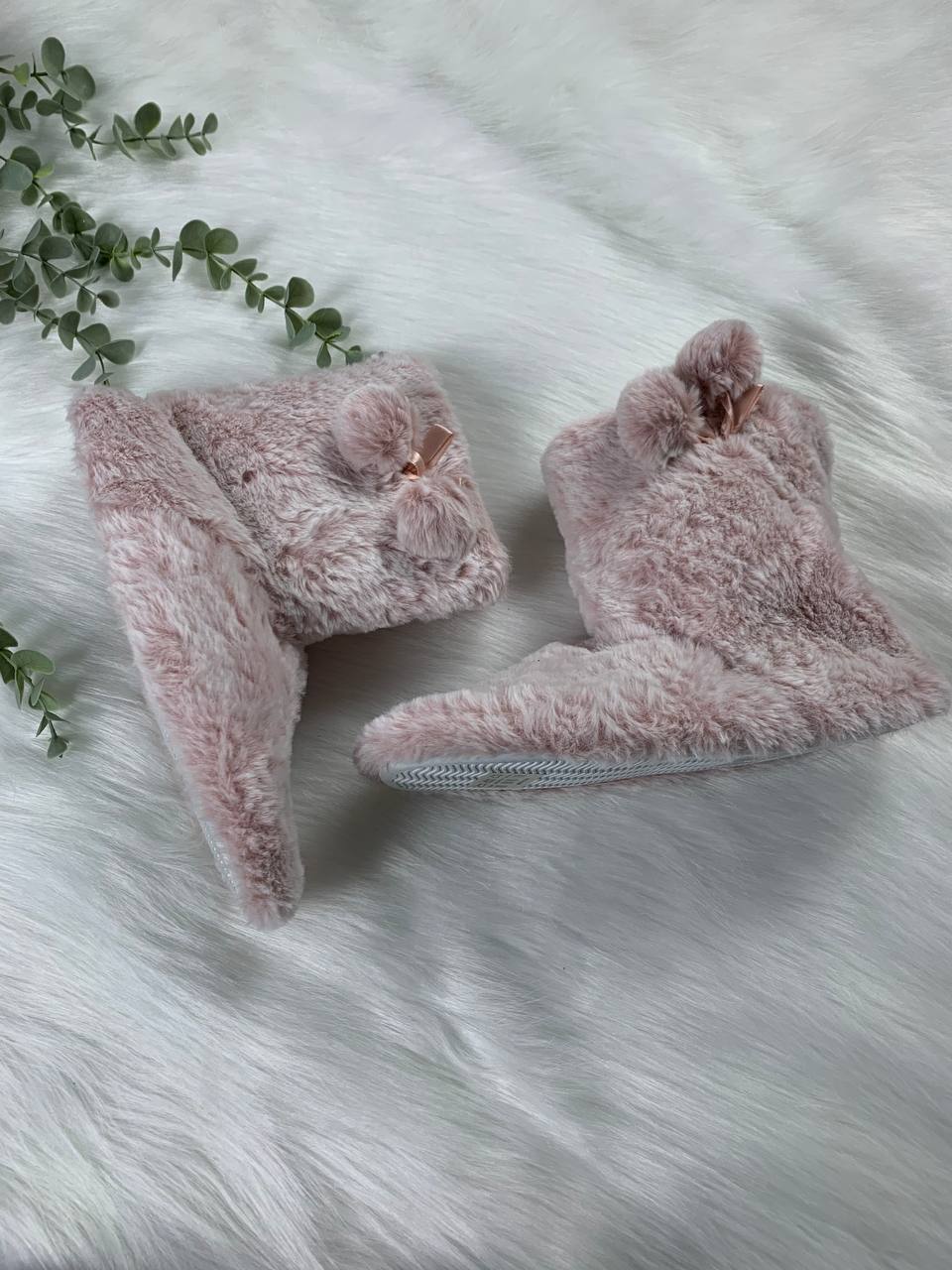 photo_2025-10-28_12-16-02 Fur boots made in Germany - Image 1