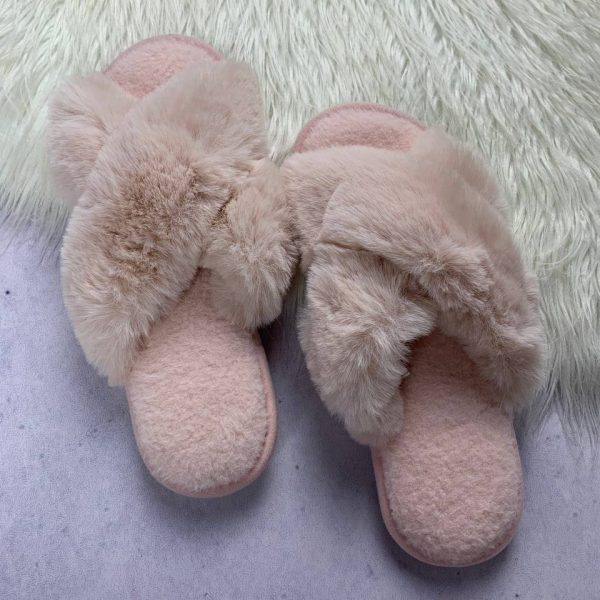 Cozy fur slipper from zizor made in uk