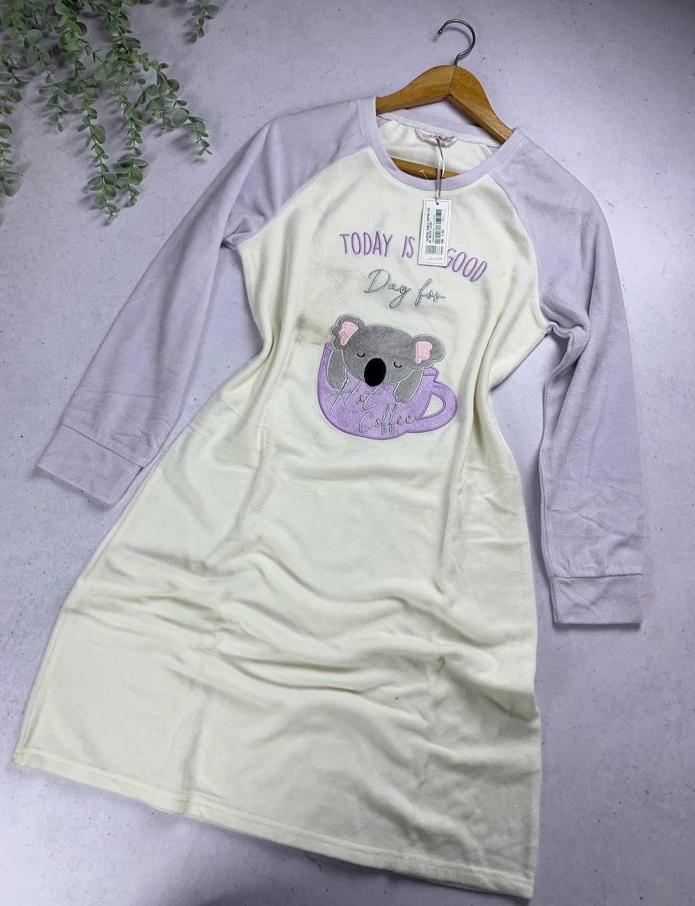 photo_2025-10-29_13-57-02 Cute cozy fleece sleeping shirt from Anabelle - Image 1
