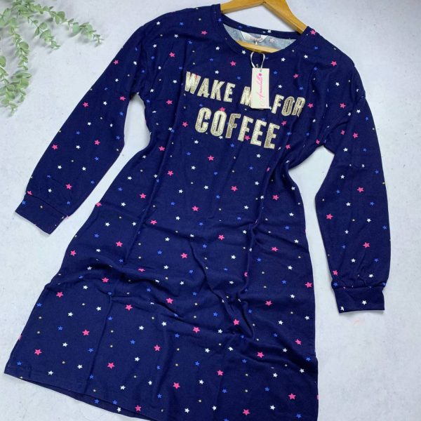 Ovesized light wool sleeping shirt from Anabelle