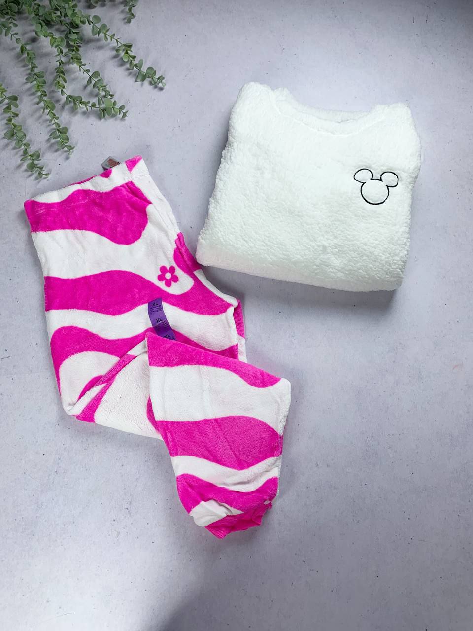 5785282310646205228 Cozy Fleece Pajama Set – Primark - Image 1