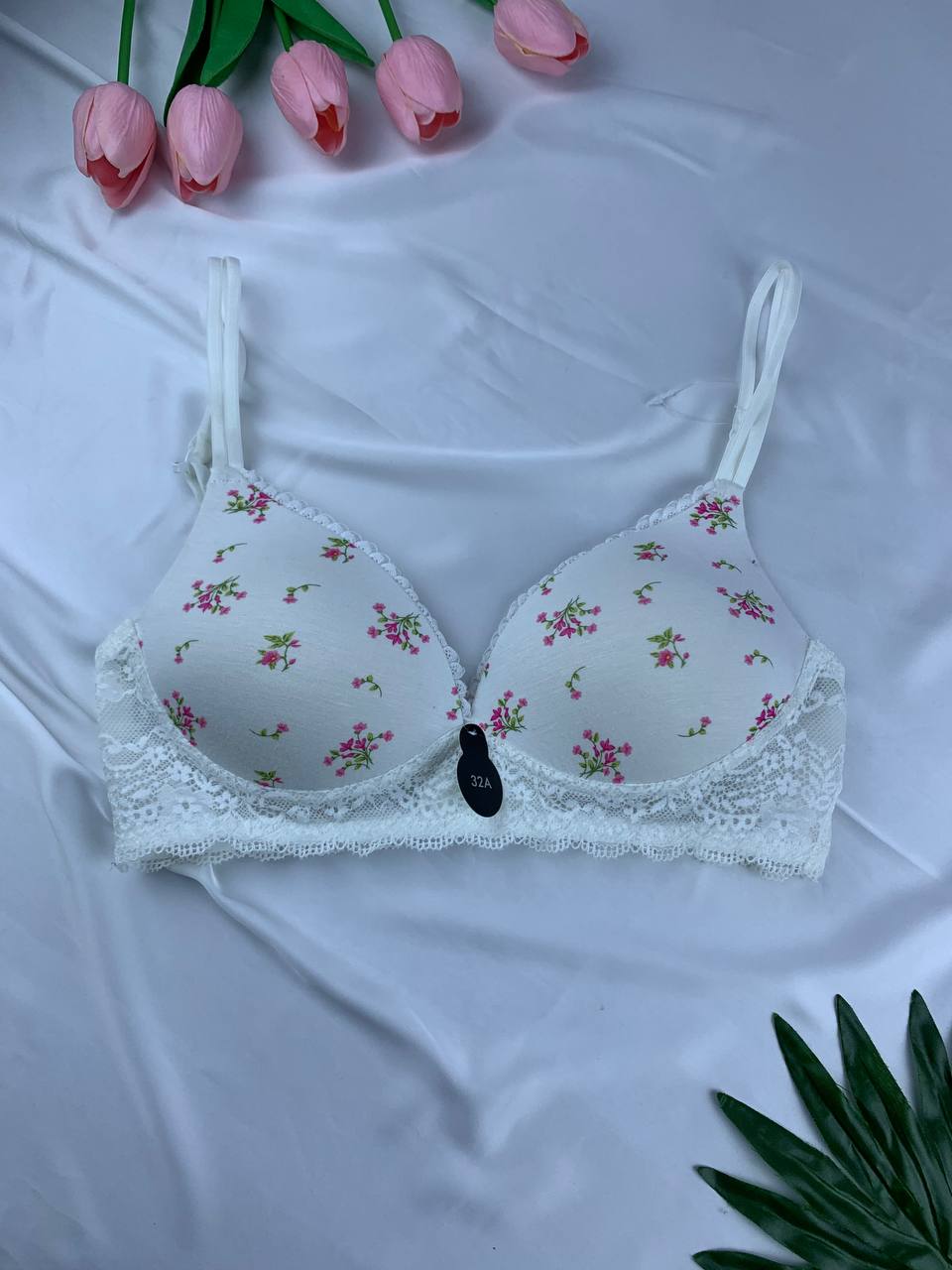 photo_2025-10-28_22-43-32 Max Unwired Padded A-Frame Bra - Image 1