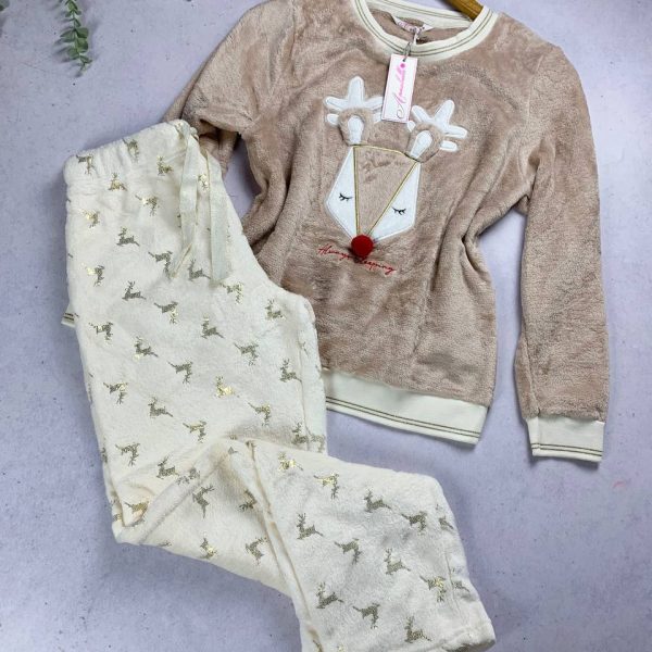 Cozy fur pijama set from Anabelle