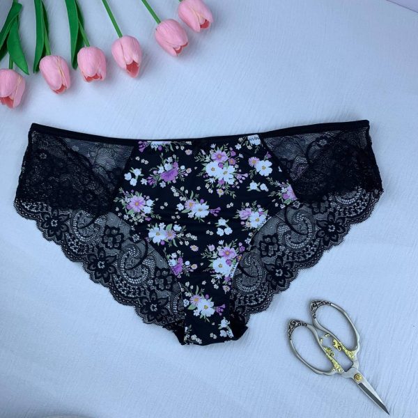 Jersey panty with lace from Max
