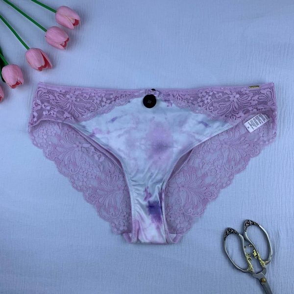 Satin panty with lace from Max