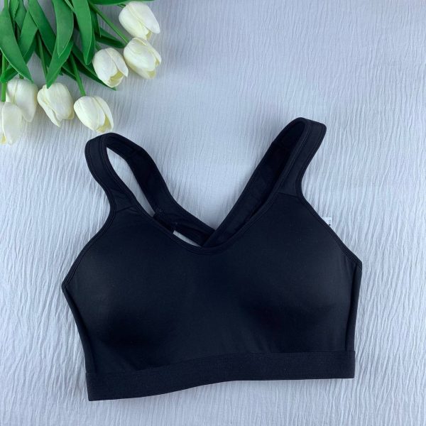 Unwired padded sport bra from max