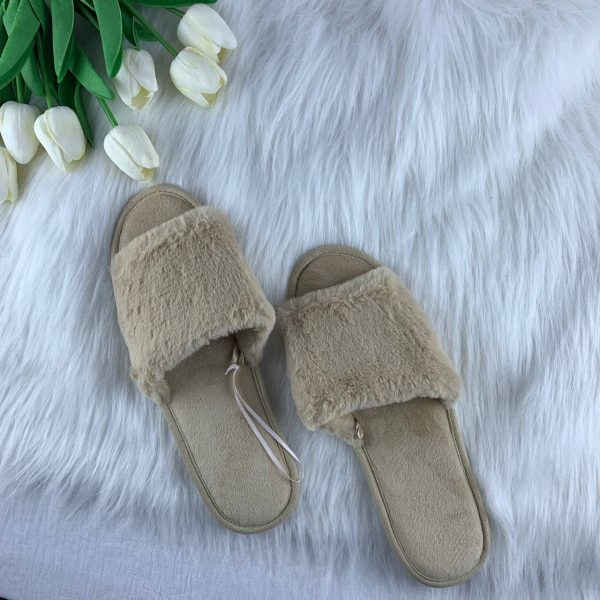 Fur memory foam foot wear from TU