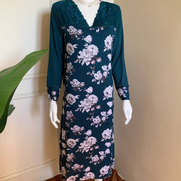 Floral light wool sleeping shirt from Anabelle