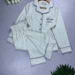 Luxury velvet bridal pijama set from Anabelle