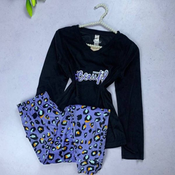 Cozy velvet animal print pijama from Max