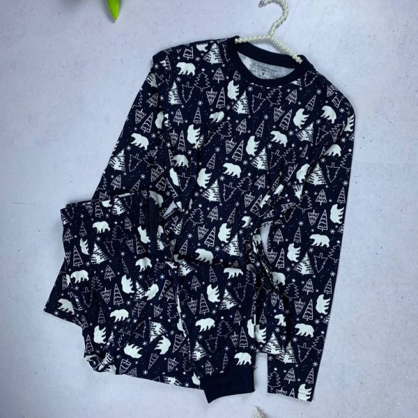 All over printed oversize velvet pj set from Primark