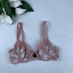 Wired unpadded bra from max (34B)