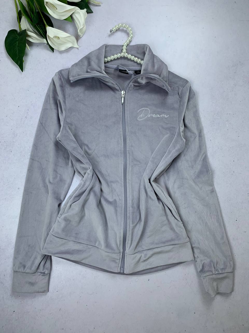 photo_2026-01-07_14-01-17 Cozy velvet pijama top from esmara made in Germany - Image 1