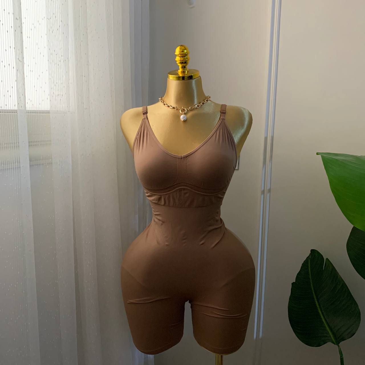 photo_2026-02-16_15-17-43 Full body corset from Anko Australia - Image 1