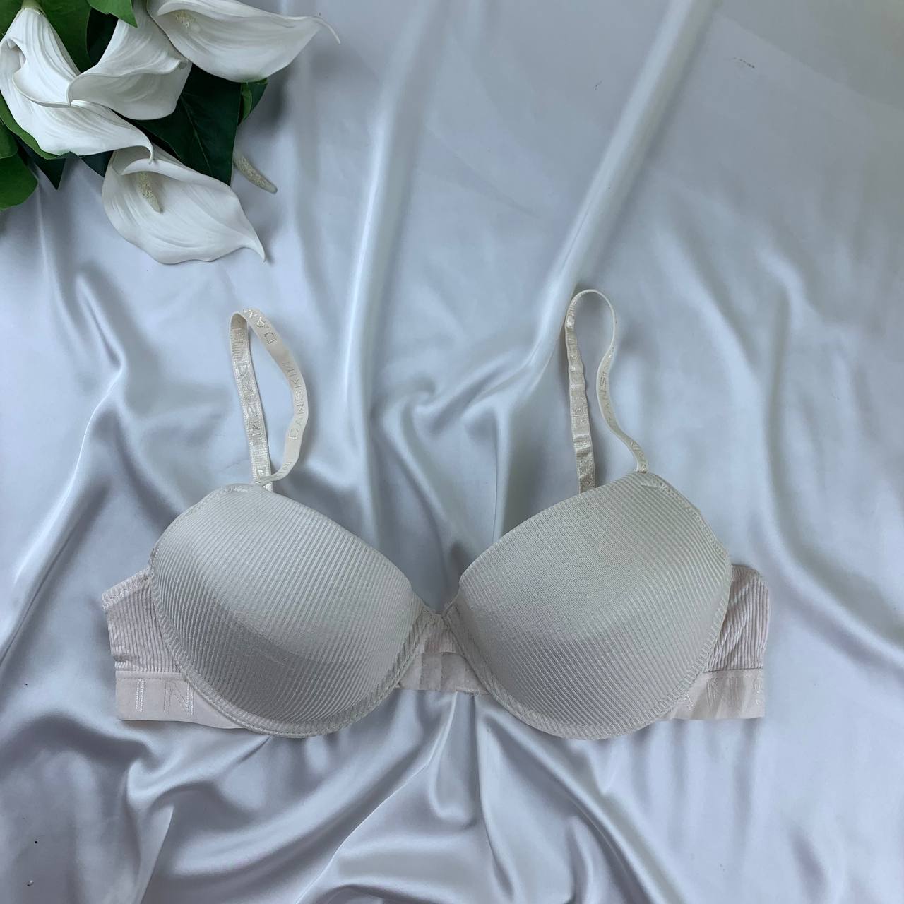 photo_2026-03-18_14-22-15 Light push up ribbed cotton bra from laura ashley - Image 1